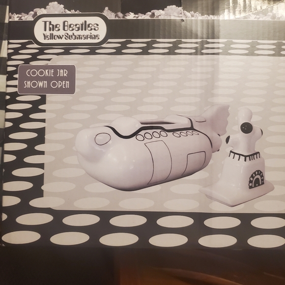 The Beatles Yellow Submarine Ceramic Cookie Jar New In Box - Picture 6 of 6